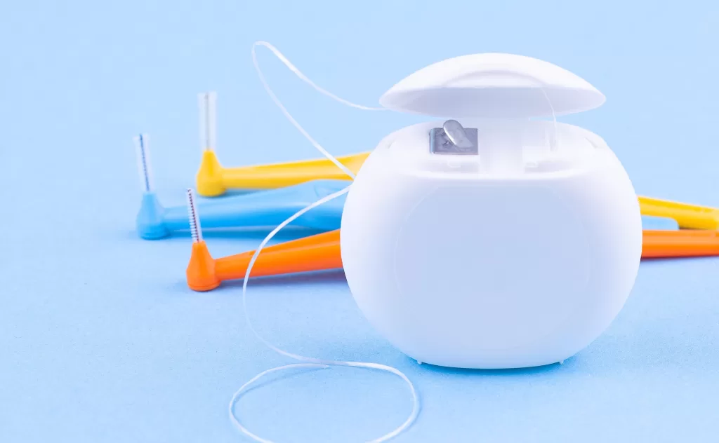 Flossing tips and tools for maintaining good oral hygiene.